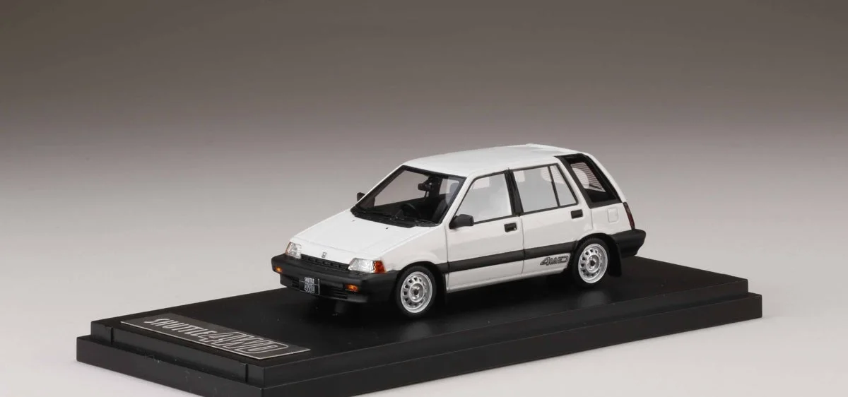 MARK43 1 43 Honda Civic Shuttle 4WD M AR 1984 white station wagon car model
MARK43 1 43 Honda Civic Shuttle 4WD M AR 1984 white station wagon car model