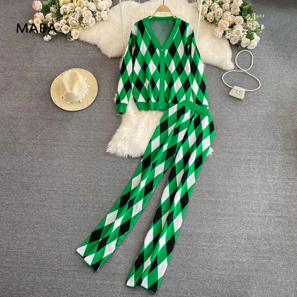 Plaid Argyle Knitted Sweater Two Piece Sets Pajamas Women Casual Vintage V-neck Cardigan+high Waist Straight Pants Warm Winter
Plaid Argyle Knitted Sweater Two Piece Sets Pajamas Women Casual Vintage V-neck Cardigan+high Waist Straight Pants Warm Winter