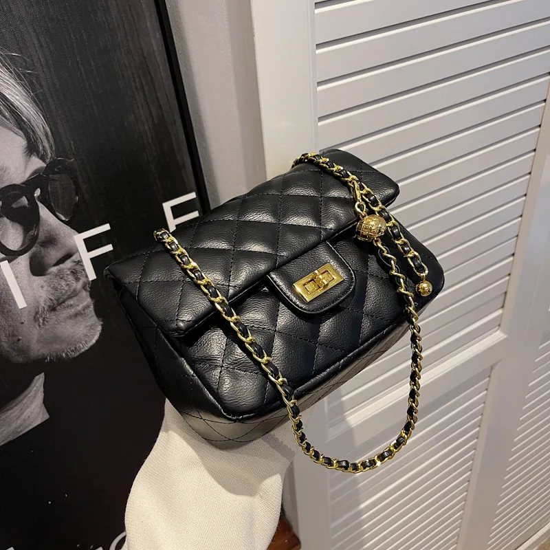 2022 New Women's Fashion Rhombic Messenger Bag Western Style Single Shoulder Small Square Bag Purses and Handbags
2022 New Women's Fashion Rhombic Messenger Bag Western Style Single Shoulder Small Square Bag Purses and Handbags