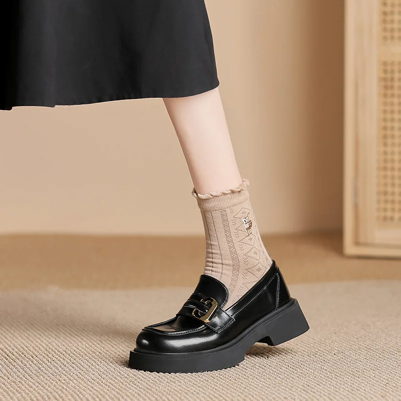 Женские туфли-оксфорды, осенние кроссовки на платформе с круглым носком, повседневные женские кроссовки на каблуке, Новинка для медсестры, зимняя кожаная обувь в стиле ретро, 2023
Женские туфли-оксфорды, осенние кроссовки на платформе с круглым носком, повседневные женские кроссовки на каблуке, Новинка для медсестры, зимняя кожаная обувь в стиле ретро, 2023