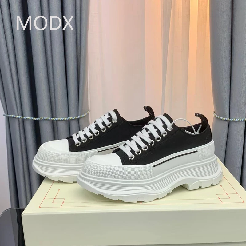 Men Thick Sole Canvas Flat Shoes Height Increasing Fashion Mixed Color Casual Couple Sneakers Women Spring Lace-Up Walking Shoes
Men Thick Sole Canvas Flat Shoes Height Increasing Fashion Mixed Color Casual Couple Sneakers Women Spring Lace-Up Walking Shoes