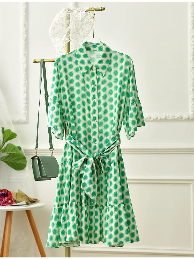 Dress Women's 2022 Summer New Green Polka Dot Jacquard Cotton Ruffled Large Swing Lapel Half Sleeves High Quality
Dress Women's 2022 Summer New Green Polka Dot Jacquard Cotton Ruffled Large Swing Lapel Half Sleeves High Quality