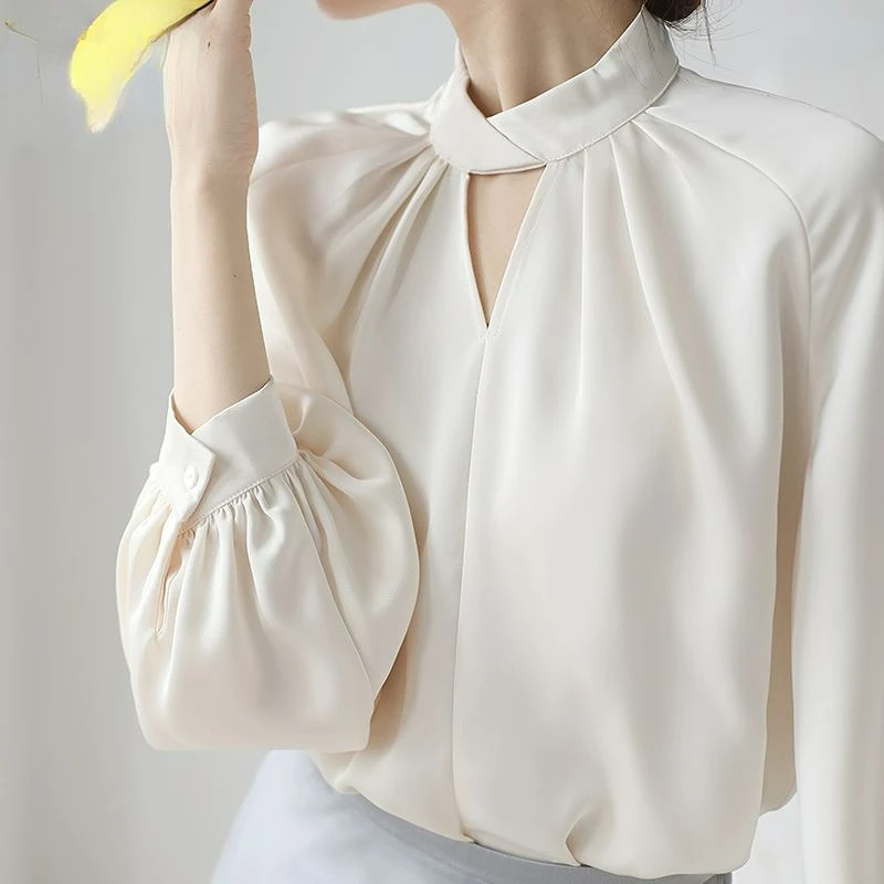 2023 Female Satin Halter V-Neck Woman Blouses Summer New Elegant Tops Fashion Office Lady Long Sleeve Loose Commuter Shirts E31
2023 Female Satin Halter V-Neck Woman Blouses Summer New Elegant Tops Fashion Office Lady Long Sleeve Loose Commuter Shirts E31
