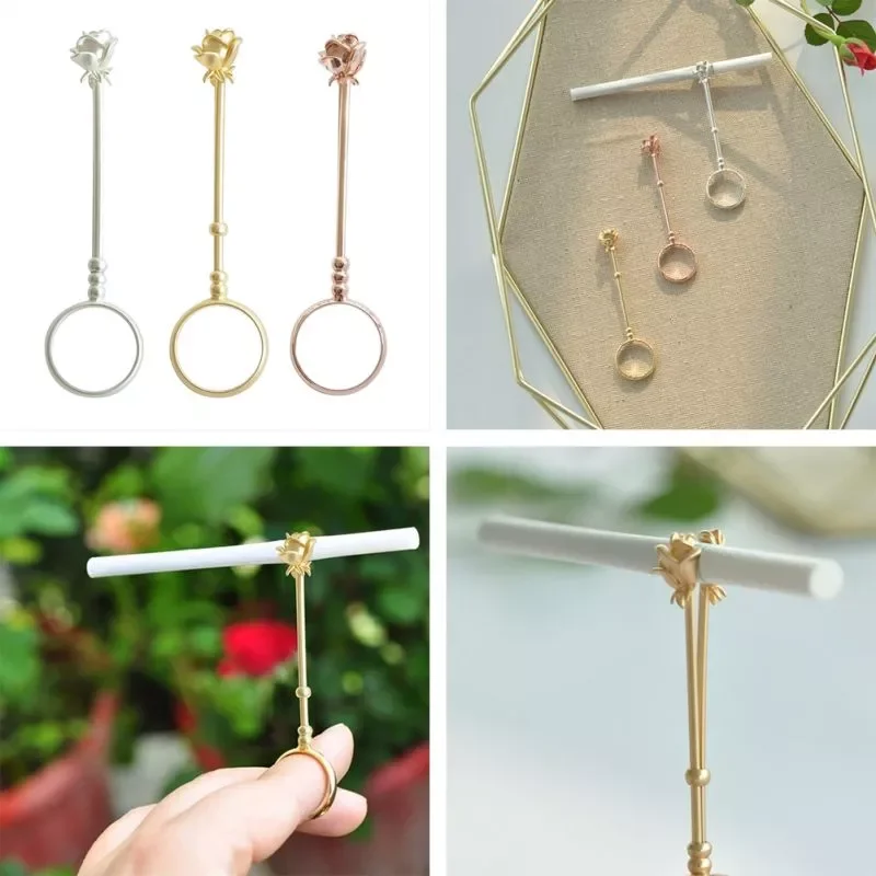 2023NEW Cigarette Holder Ring Rack Rose Metal Finger Clip Women Men Cigarettes Smoking Accessories Smoker Ring Gift
2023NEW Cigarette Holder Ring Rack Rose Metal Finger Clip Women Men Cigarettes Smoking Accessories Smoker Ring Gift