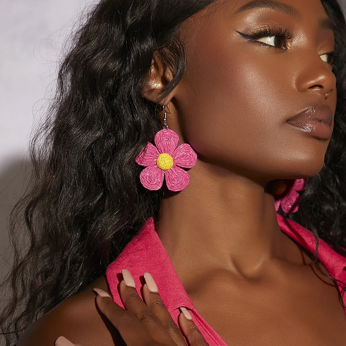 Handmade Bohemian Style Weave Straw Raffia Blooming Flower Earrings for Women Fashion Summer Boho Earrings Jewelry Wholesale
Handmade Bohemian Style Weave Straw Raffia Blooming Flower Earrings for Women Fashion Summer Boho Earrings Jewelry Wholesale