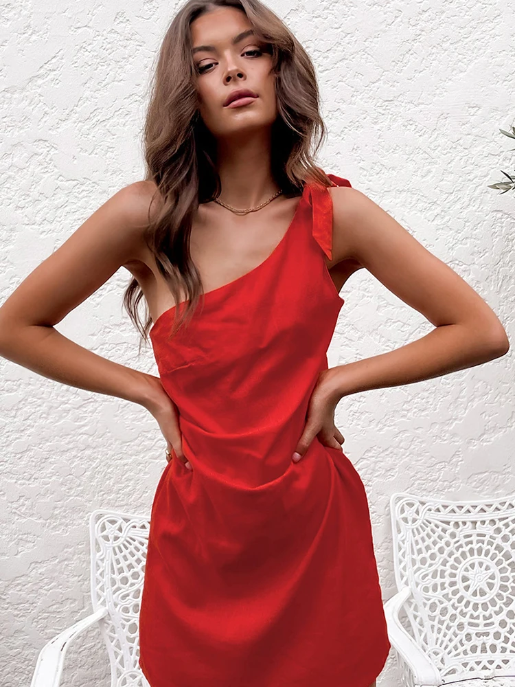 Sexy One Shoulder Dress Women Solid Backlesss Wrap Hip Dresses Female Fashion Slim Streetwear Dress Vestidos Robes 2022 Spring
Sexy One Shoulder Dress Women Solid Backlesss Wrap Hip Dresses Female Fashion Slim Streetwear Dress Vestidos Robes 2022 Spring