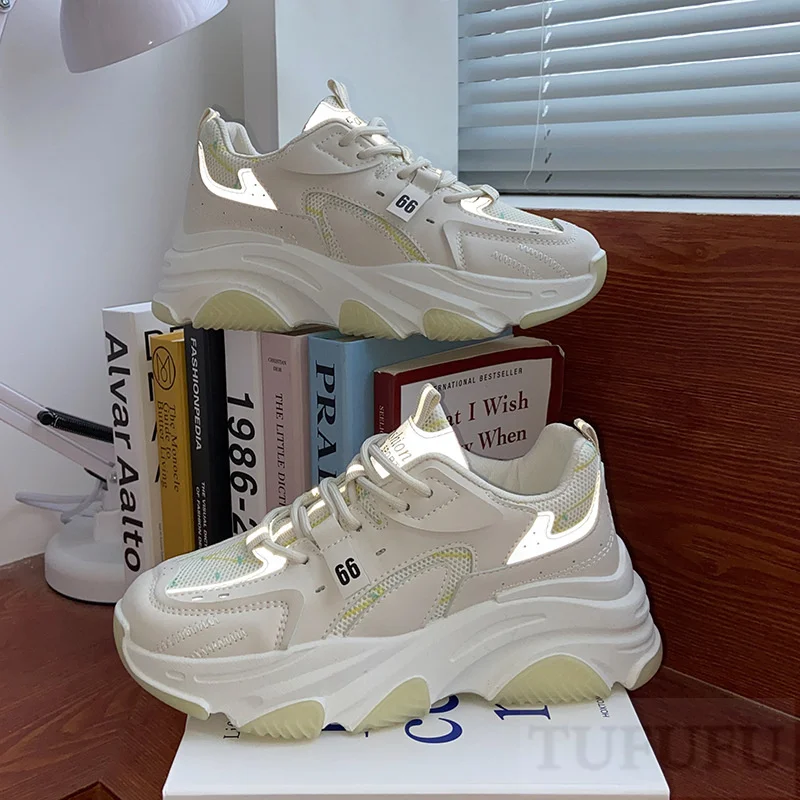 Chunky Sneakers Women 2022 Autumn Outdoor Running Shoes Breathable Soft Sneakers Woman Platform Shoes Zapatillas Mujer
Chunky Sneakers Women 2022 Autumn Outdoor Running Shoes Breathable Soft Sneakers Woman Platform Shoes Zapatillas Mujer