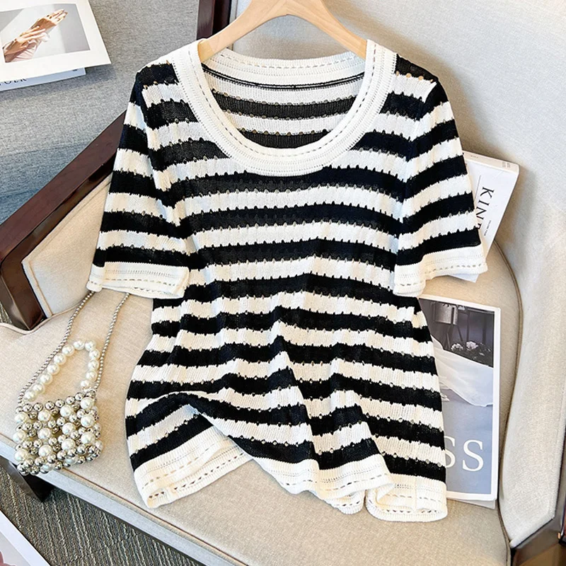 4XL Big size women sexy hollow out kintting thin sweater 2023 Summer short sleeve o neck loose casual Striped Oversized pullover
4XL Big size women sexy hollow out kintting thin sweater 2023 Summer short sleeve o neck loose casual Striped Oversized pullover