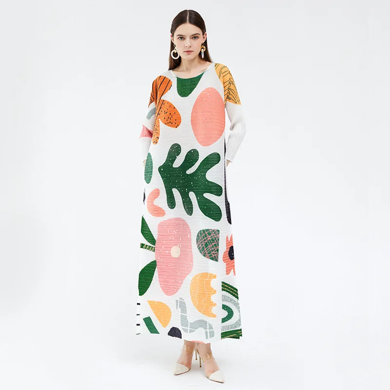 Autumn new color printing design sense long skirt loose and comfortable women's long-sleeved dress women 
Autumn new color printing design sense long skirt loose and comfortable women's long-sleeved dress women