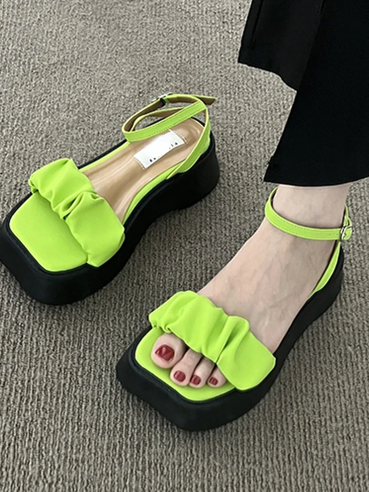 Summer Flats Slippers Luxury New Brand Women Sandals 2022 Pleated Designer Platform Shoes Square Toe Slides Shallow Women Shoes
Summer Flats Slippers Luxury New Brand Women Sandals 2022 Pleated Designer Platform Shoes Square Toe Slides Shallow Women Shoes