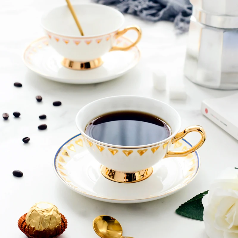 European ins coffee cup, English ceramic coffee cup set, household scented tea cup, simple afternoon tea with spoon
European ins coffee cup, English ceramic coffee cup set, household scented tea cup, simple afternoon tea with spoon