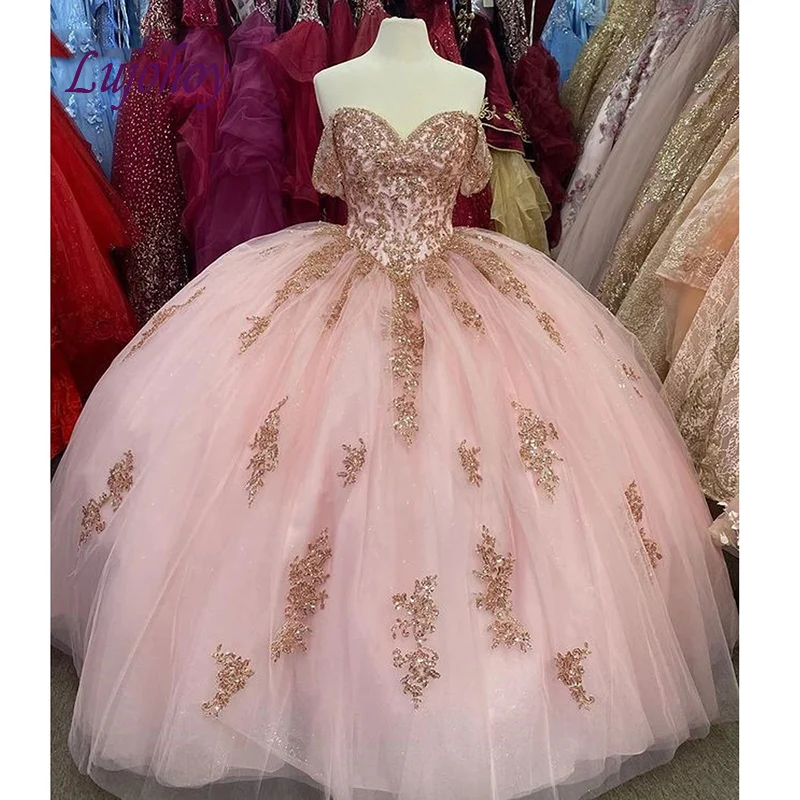 Роскошные розовые платья для Quinceanera, женское бальное платье, Тюлевое платье для маскарада, принцессы, длинные милые платья для выпускного ве...
Роскошные розовые платья для Quinceanera, женское бальное платье, Тюлевое платье для маскарада, принцессы, длинные милые платья для выпускного ве...