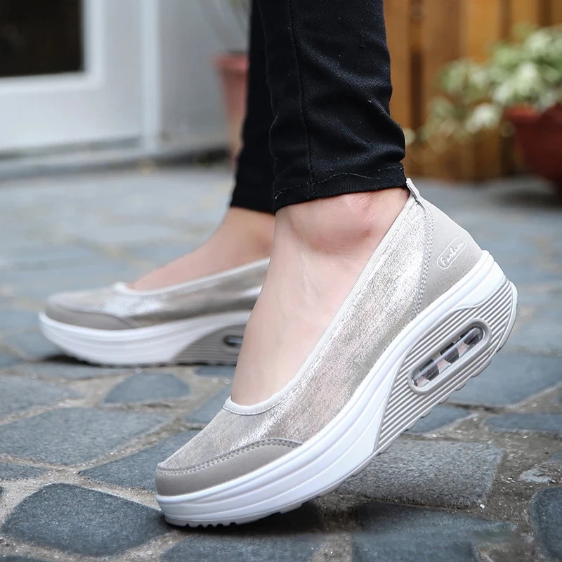 Women Flats Loafers Trainers Comfort Platform Thick Bottom Increased Sneakers Ladies Casual Shoes Wedge Zapados Mujer
Women Flats Loafers Trainers Comfort Platform Thick Bottom Increased Sneakers Ladies Casual Shoes Wedge Zapados Mujer