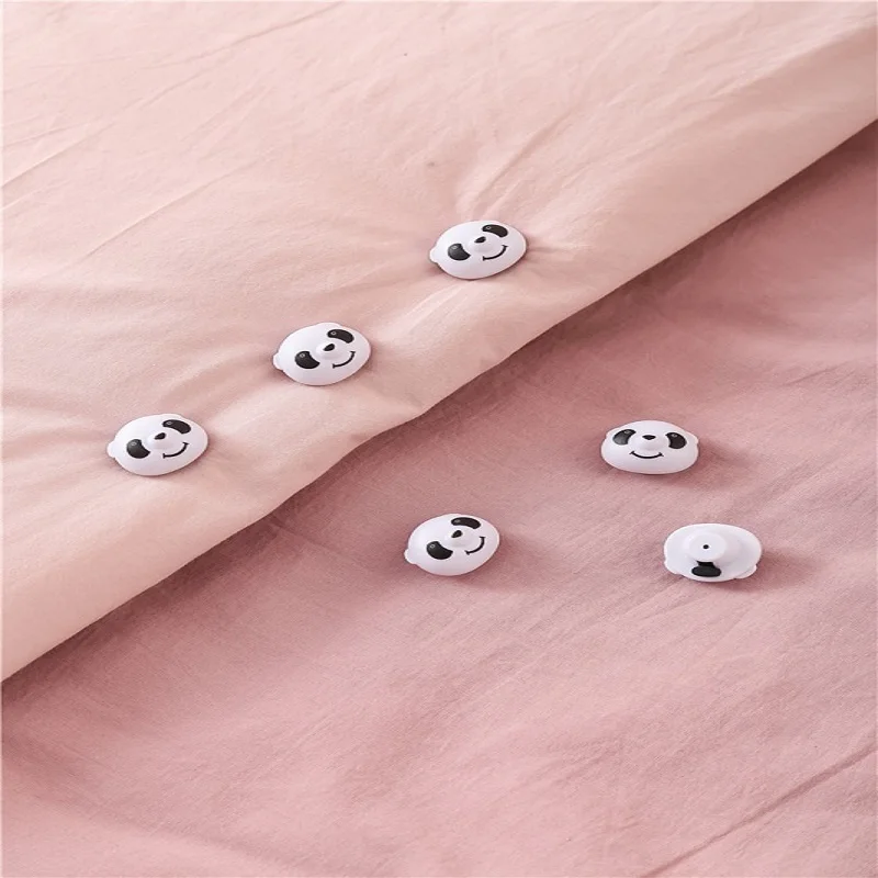 8PCS BedSheet Quilt Clip One Key To Unlock Blankets Cover Fastener Clip Holder BedSheet Mushroom Shape Macaron Non-Slip Fitted
8PCS BedSheet Quilt Clip One Key To Unlock Blankets Cover Fastener Clip Holder BedSheet Mushroom Shape Macaron Non-Slip Fitted