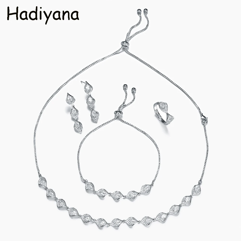 Hadiyana Top Quality 4pcs Jewelry Sets Cubic Zircon Geometric Necklace Earrings Ring Bridal Jewelry Set TZ8144
Hadiyana Top Quality 4pcs Jewelry Sets Cubic Zircon Geometric Necklace Earrings Ring Bridal Jewelry Set TZ8144