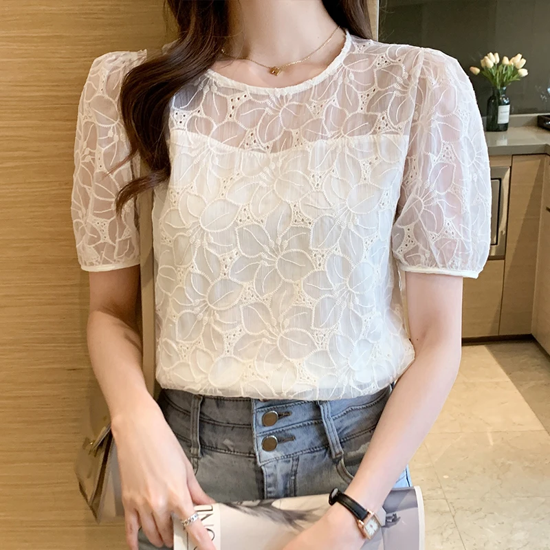 Short Sleeve T-shirt Women Summer 2022 Korean Fashion New Design Female Blouse Chiffon Office Lady Chiffon White Lace Shirts
Short Sleeve T-shirt Women Summer 2022 Korean Fashion New Design Female Blouse Chiffon Office Lady Chiffon White Lace Shirts