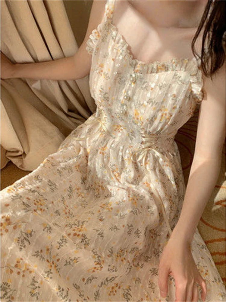 2022 Summer French Floral Strap Dress Women Casual Elegant Vintage Midi Dress Female Bandage Sleeveless One Piece Dress Korean
2022 Summer French Floral Strap Dress Women Casual Elegant Vintage Midi Dress Female Bandage Sleeveless One Piece Dress Korean