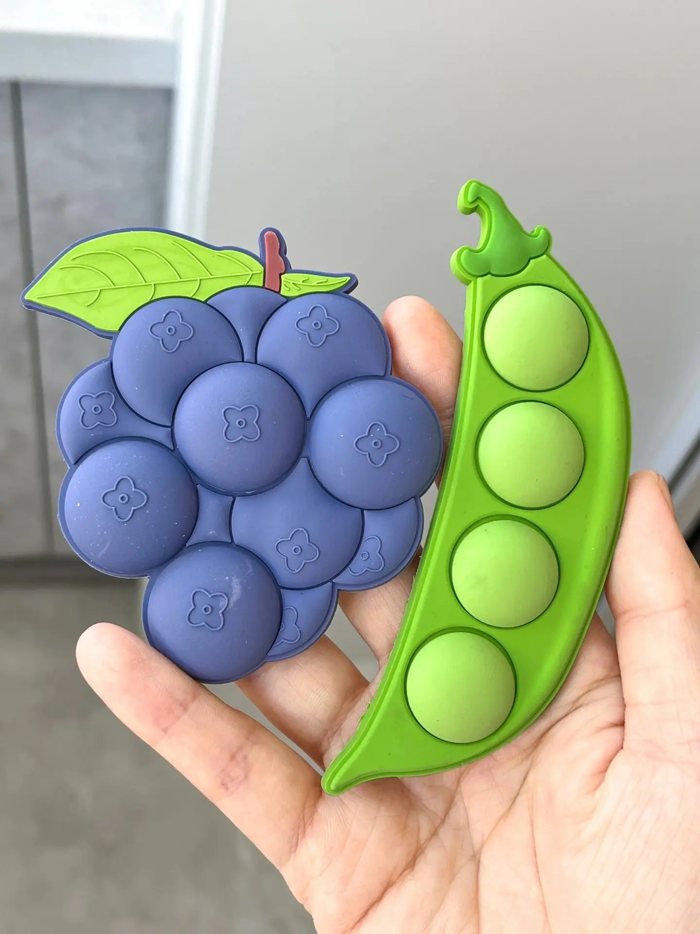 Bean Grape Refrigerator Separable Magnet Chalkboard and Whiteboard Stickers Photo Message Board Stickers Home Decor
Bean Grape Refrigerator Separable Magnet Chalkboard and Whiteboard Stickers Photo Message Board Stickers Home Decor