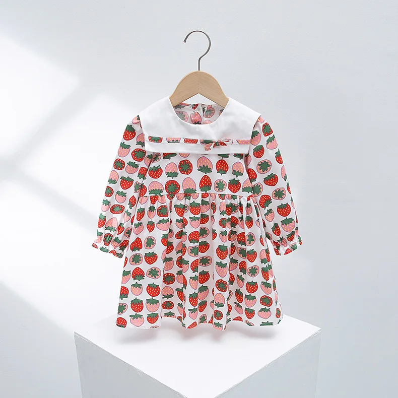 Toddler Girl Dresses 2022 Summer Strawberry Print Casual Kids Dress Outfits 2-6 Year Old Girls Sailor Collar Cute Vestidos 
Toddler Girl Dresses 2022 Summer Strawberry Print Casual Kids Dress Outfits 2-6 Year Old Girls Sailor Collar Cute Vestidos