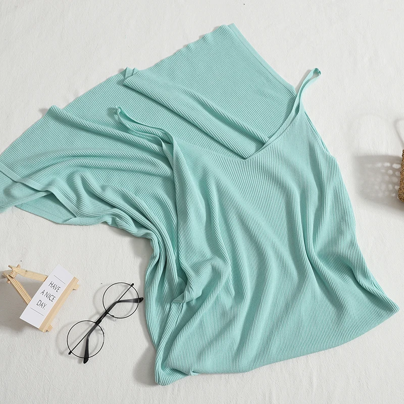 Holiday Long solid color split retro suspender dress women's summer dresses new knitted sleeveless pullover bottoming dress tide
Holiday Long solid color split retro suspender dress women's summer dresses new knitted sleeveless pullover bottoming dress tide