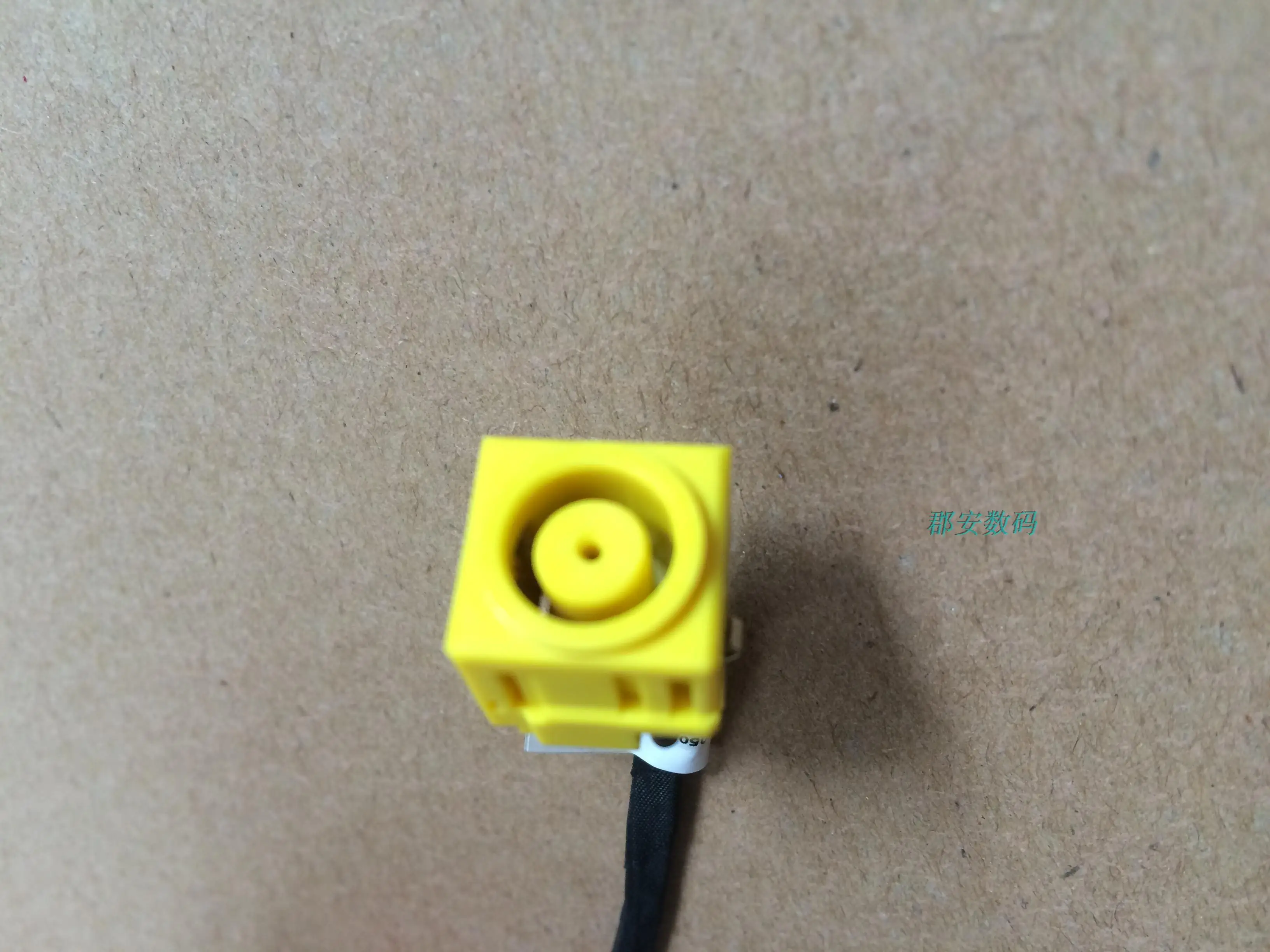 For THINKPAD T410 T410I T420 T420I T430 power head power interface charger port
For THINKPAD T410 T410I T420 T420I T430 power head power interface charger port