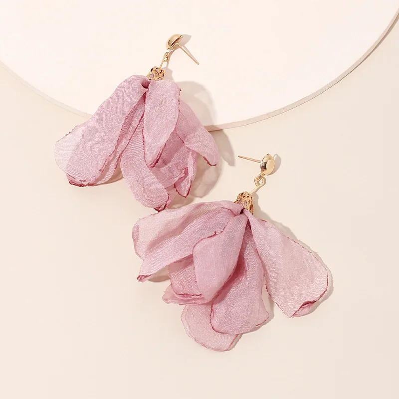 

Romantic Lace Flower Petal Dangle Earrings for Women Girl Gold Color Alloy Purple Yarn Drop Earrings Statement Wedding Jewelry