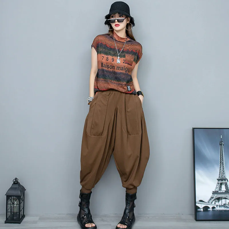 2PCS Elegant Summer Set Women Stand Colloar Sleeveless Tees And Cross-bag Bloomers Trousers Conjunto de verano para mujer
2PCS Elegant Summer Set Women Stand Colloar Sleeveless Tees And Cross-bag Bloomers Trousers Conjunto de verano para mujer