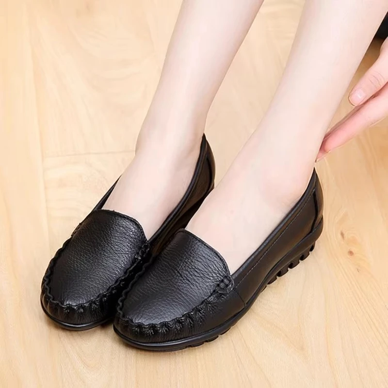 Plus Size Spring\Autumn women genuine leather flat shoes woman work shoes female casual single shoes free shipping
Plus Size Spring\Autumn women genuine leather flat shoes woman work shoes female casual single shoes free shipping