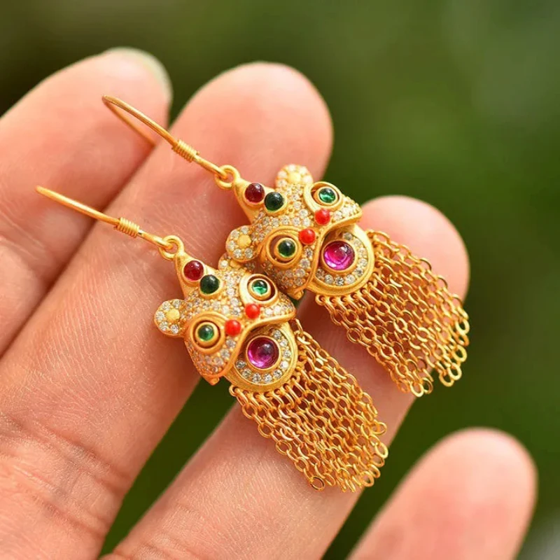 Ancient gold craft inlay wake up lion tassel earrings for women luxury ethnic style retro wedding Hanfu jewelry accessories
Ancient gold craft inlay wake up lion tassel earrings for women luxury ethnic style retro wedding Hanfu jewelry accessories