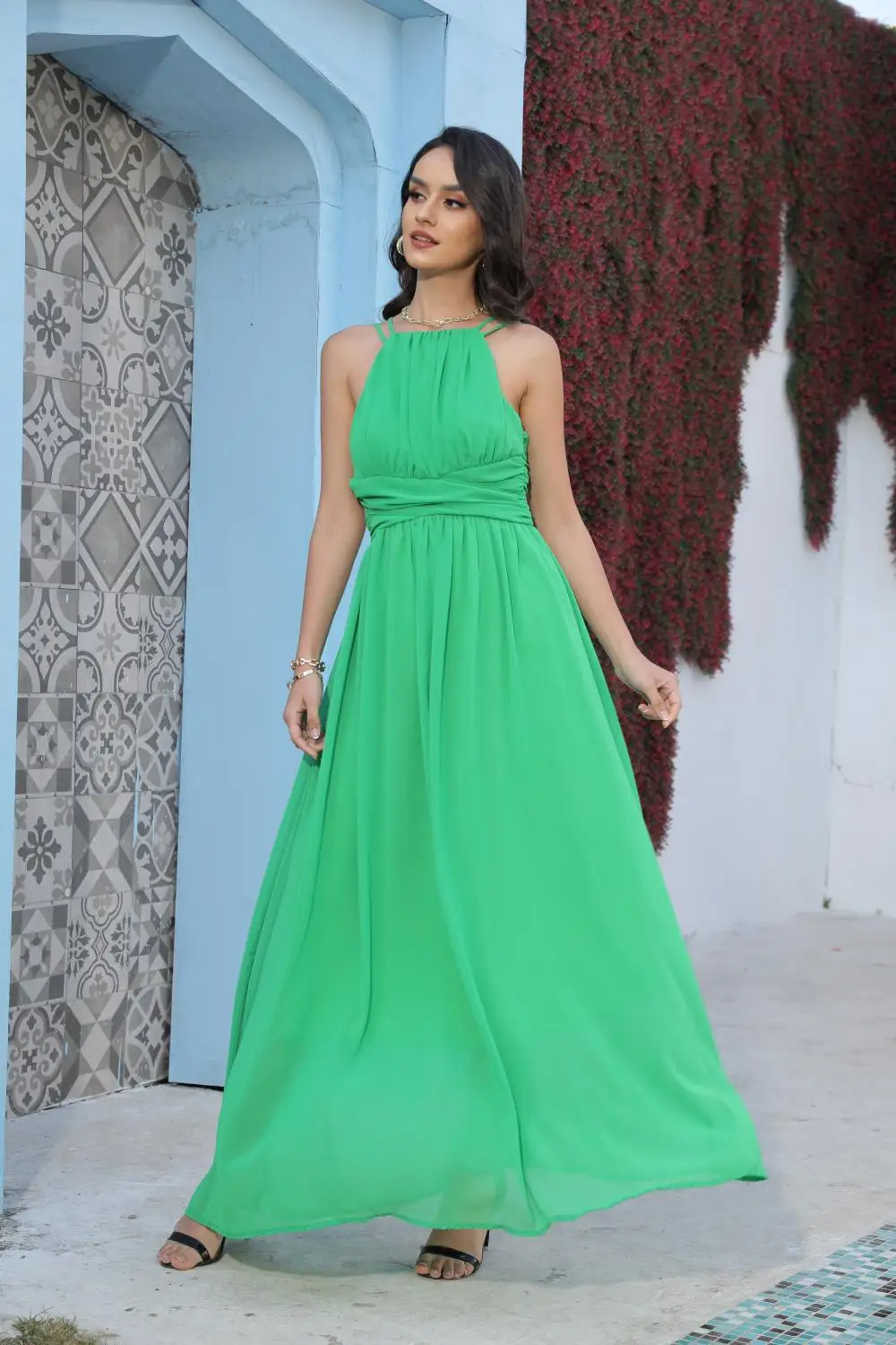 Chiffon Halter Neck Off Shoulder Backless Wedding Party Elegant Formal Evening Party Ball Gown
Chiffon Halter Neck Off Shoulder Backless Wedding Party Elegant Formal Evening Party Ball Gown