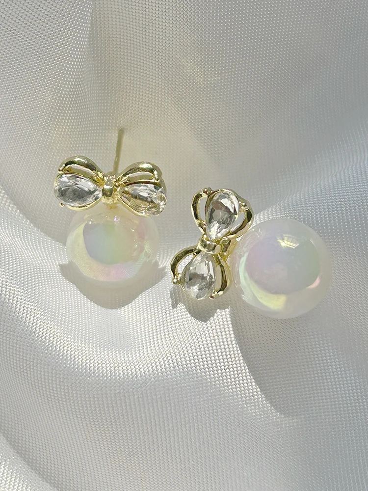 New Exquisite Bow Pearl Stud Earrings For Women Zircon Round Shape Earring Girl Temperament Jewelry Silver 925 Ear Needle
New Exquisite Bow Pearl Stud Earrings For Women Zircon Round Shape Earring Girl Temperament Jewelry Silver 925 Ear Needle