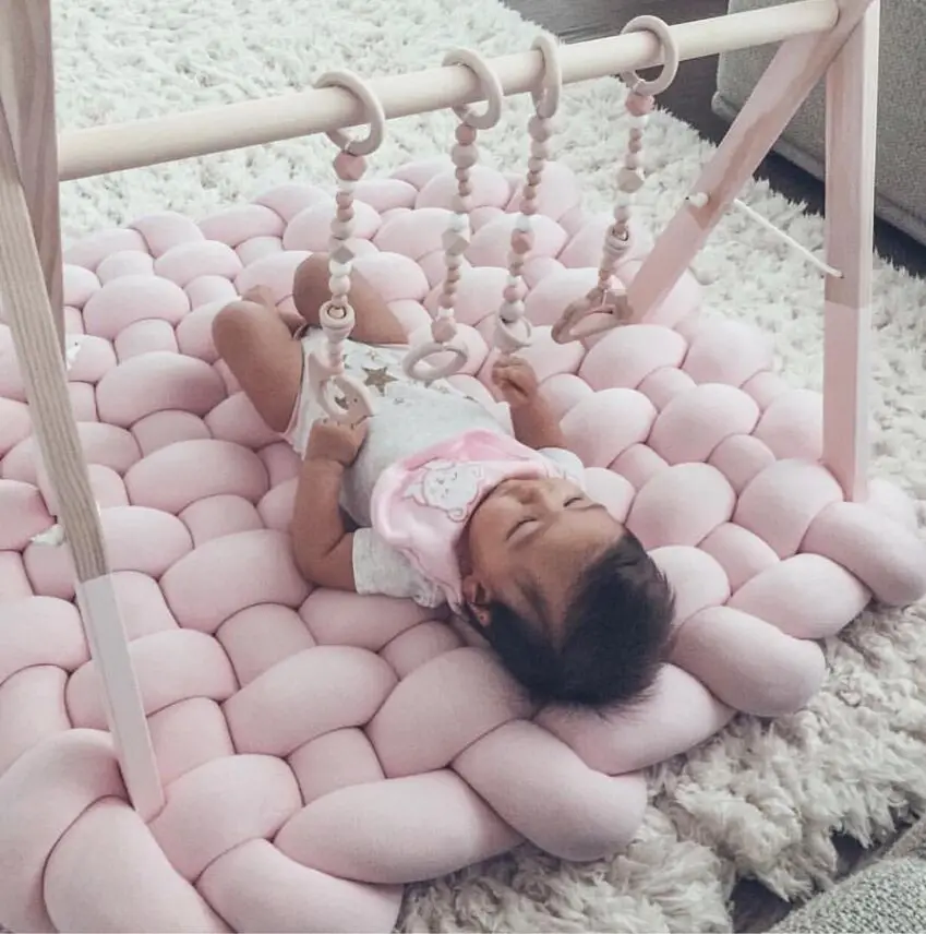INS Nordic Twist Hand-woven Mat Carpet Baby Climbing Mat Non-slip Blanket Cushion Kids Room Decoration Newborn Photography Props
INS Nordic Twist Hand-woven Mat Carpet Baby Climbing Mat Non-slip Blanket Cushion Kids Room Decoration Newborn Photography Props