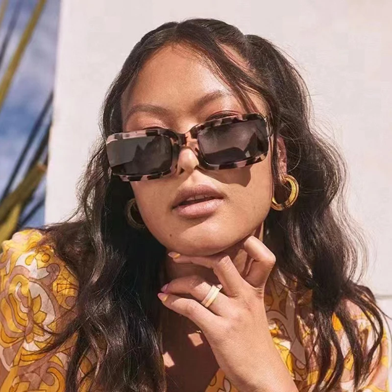 Fashion Tortoise Shell Rectangle Women Sunglasses Brand Green Gradient Lens Square Sun Glasses Men Shades Eyewear Female Sunnies
Fashion Tortoise Shell Rectangle Women Sunglasses Brand Green Gradient Lens Square Sun Glasses Men Shades Eyewear Female Sunnies