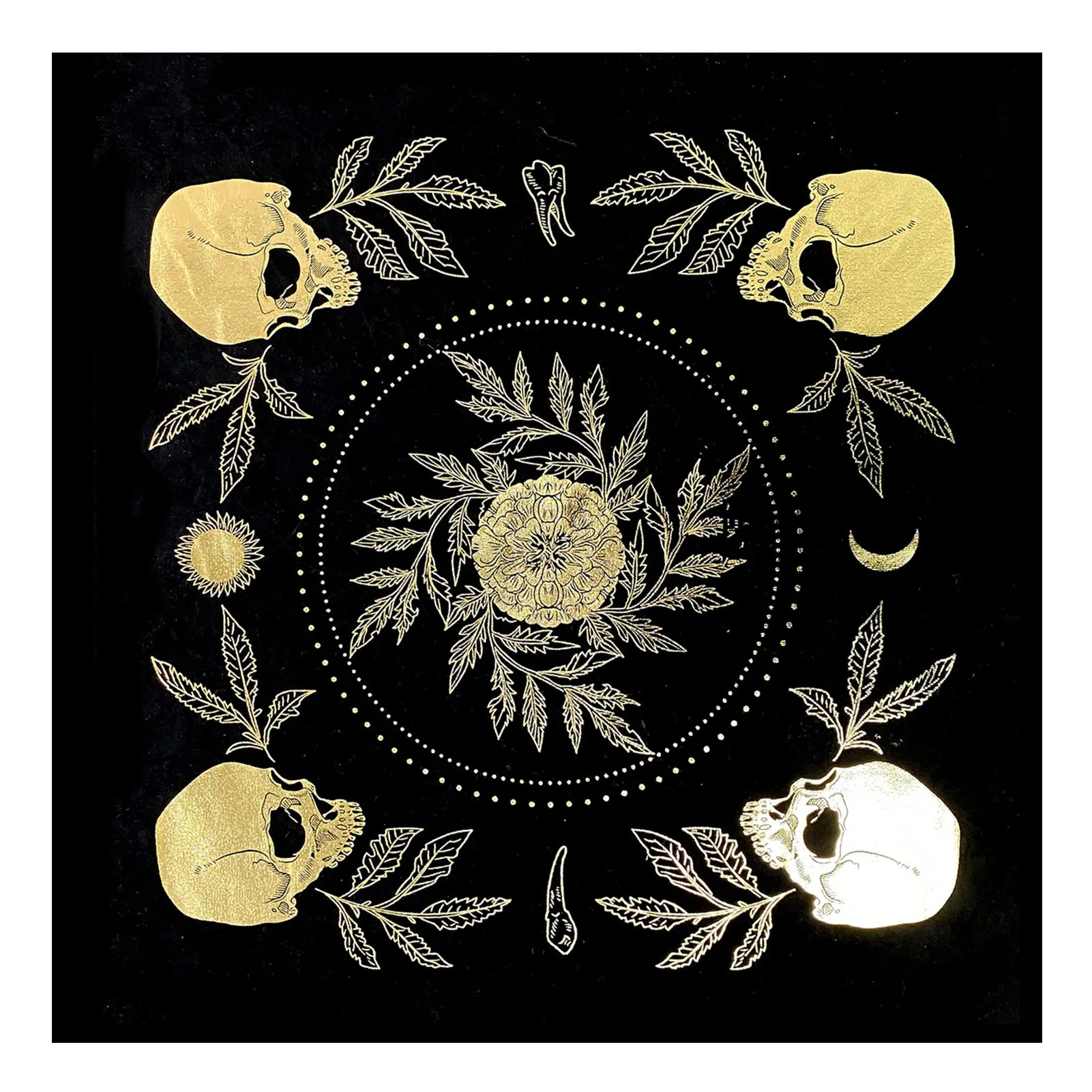 Divination Tablecloth Black Gold Velvet Tarot Card Mat 19.30*19.30 Inches Square Board Game Cloth Zodiac Astrology Tablecloth
Divination Tablecloth Black Gold Velvet Tarot Card Mat 19.30*19.30 Inches Square Board Game Cloth Zodiac Astrology Tablecloth