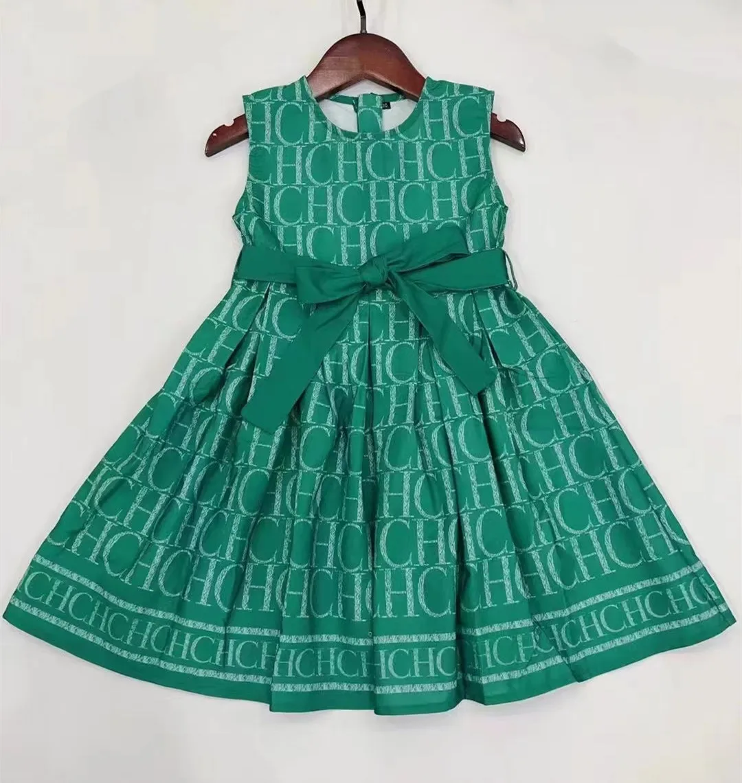 High end children's clothing 2023 summer new children's sleeveless green dress short sleeve dress
High end children's clothing 2023 summer new children's sleeveless green dress short sleeve dress