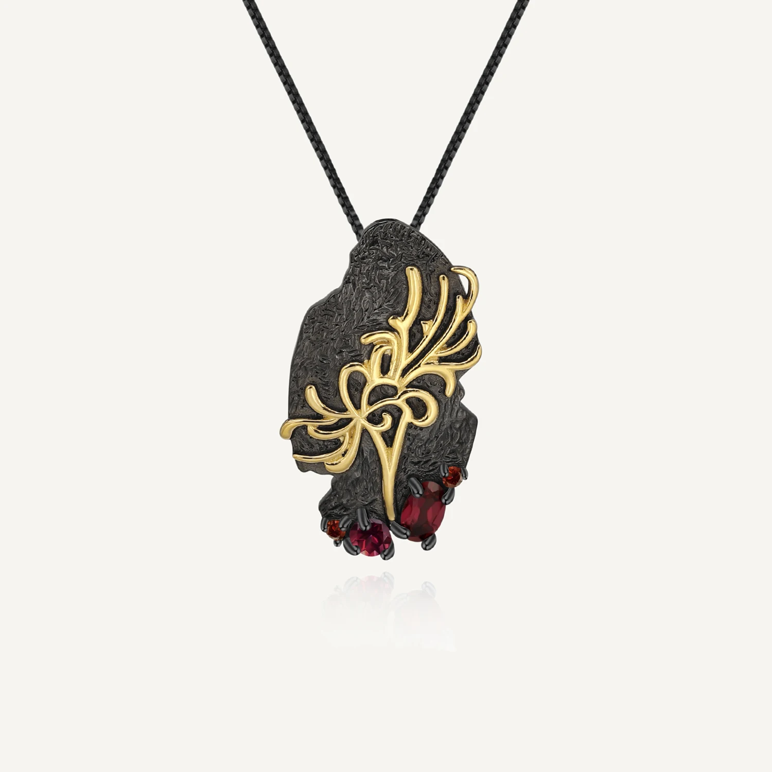 GEM'S BALLET Natural Red Garnet Gemstone 925 Sterling Silver Black Golden Handmade Flower Pendant Necklace Jewelry for Women
GEM'S BALLET Natural Red Garnet Gemstone 925 Sterling Silver Black Golden Handmade Flower Pendant Necklace Jewelry for Women