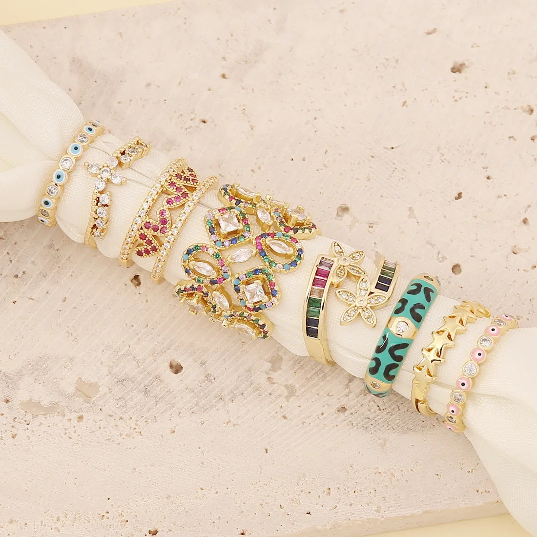 2022 New Fashion Accessories Gold Plated Zircon Rings Eyes Heart Shaped Star Women's Ring
2022 New Fashion Accessories Gold Plated Zircon Rings Eyes Heart Shaped Star Women's Ring