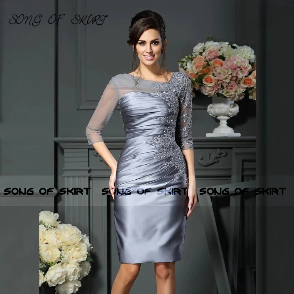 Blue Satin Knee Length Mother Of Bride Dresses Elegant Open Back Applique Mom Wedding Evening Formal Gown Robe De Soirée Femme
Blue Satin Knee Length Mother Of Bride Dresses Elegant Open Back Applique Mom Wedding Evening Formal Gown Robe De Soirée Femme