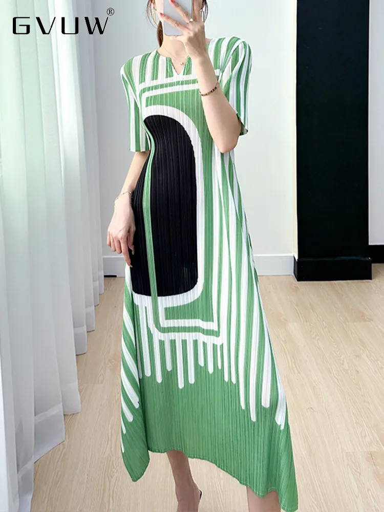 GVUW 2023 Summer New Casual Striped Printed Dress For Women Comfort Pleated Patchwork Color Block Luxury Evening Dresses 17J0874
GVUW 2023 Summer New Casual Striped Printed Dress For Women Comfort Pleated Patchwork Color Block Luxury Evening Dresses 17J0874