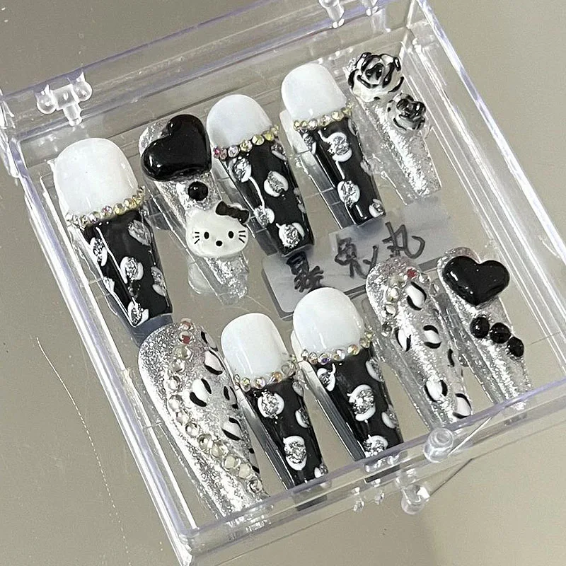 Sanrios hello kitty Y2K Hottie Black Leopard Print Fake Nail Stickers European and American Style Kitty Reusable Nail Stickers
Sanrios hello kitty Y2K Hottie Black Leopard Print Fake Nail Stickers European and American Style Kitty Reusable Nail Stickers
