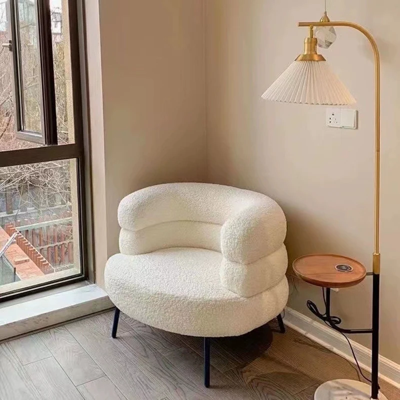 Makeup Floor Living Room Chairs Lounge Arm Office Salon Bedroom Chair Mobile Luxury Designer Chaise Coiffeuse Lazy Furnitures
Makeup Floor Living Room Chairs Lounge Arm Office Salon Bedroom Chair Mobile Luxury Designer Chaise Coiffeuse Lazy Furnitures