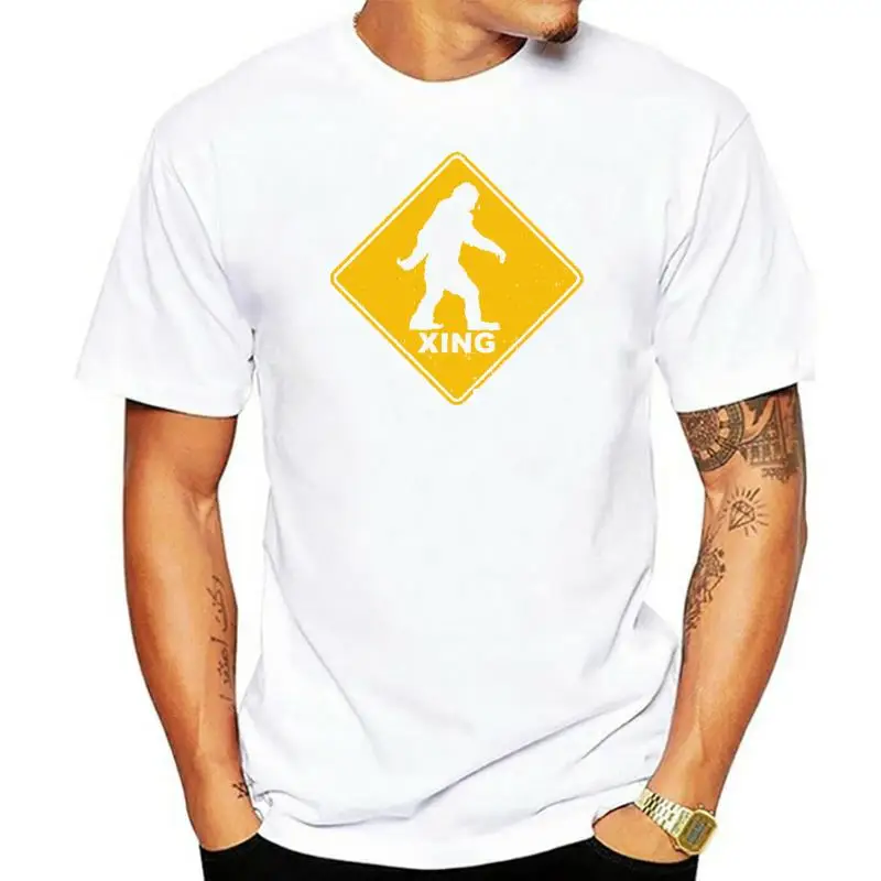 Bigfoot Crossing Sasquatch Squatchin' Gag T Shirt Men Women High Quality Tops TEE Shirt
Bigfoot Crossing Sasquatch Squatchin' Gag T Shirt Men Women High Quality Tops TEE Shirt