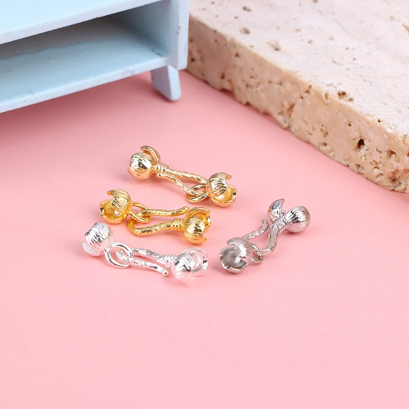 5Pcs Brass Bud Connection Clip Gold Color Clasps Hook for Crystal Pearl Necklace Bracelet DIY Jewelry Findings Accessories
5Pcs Brass Bud Connection Clip Gold Color Clasps Hook for Crystal Pearl Necklace Bracelet DIY Jewelry Findings Accessories