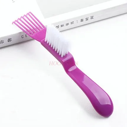 Comb cleaning claw air cushion airbag comb cleaning brush cleaning artifact curling comb cleaner washing comb artifact 
Comb cleaning claw air cushion airbag comb cleaning brush cleaning artifact curling comb cleaner washing comb artifact