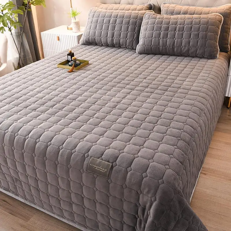 Velvet Mattress Cover Pad Thicken Bedspread on The Bed Plaid Blankets for Beds Winter King Size Bed Cover Mattress Protector s
Velvet Mattress Cover Pad Thicken Bedspread on The Bed Plaid Blankets for Beds Winter King Size Bed Cover Mattress Protector s