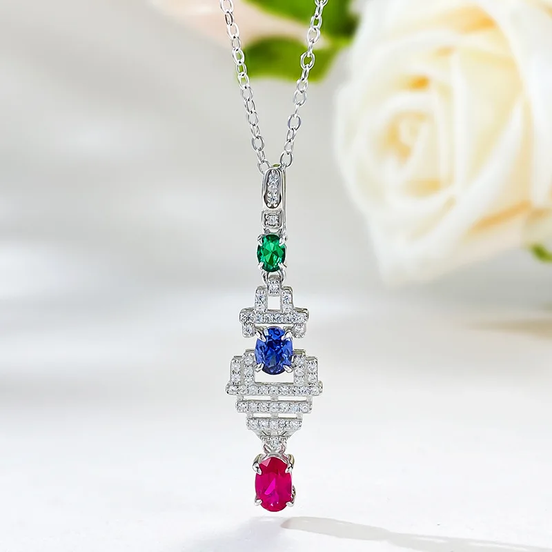 New European and American S925 Silver Retro Palace Style Tri Color Diamond Necklace Women's Clavicle Chain Pendant
New European and American S925 Silver Retro Palace Style Tri Color Diamond Necklace Women's Clavicle Chain Pendant