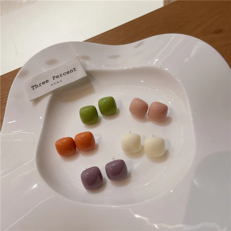2022 Summer Candy Color Square Earrings Versatile Korean Fashion Resin Square Earrings Female 1pair Anti-allergy High Quality
2022 Summer Candy Color Square Earrings Versatile Korean Fashion Resin Square Earrings Female 1pair Anti-allergy High Quality