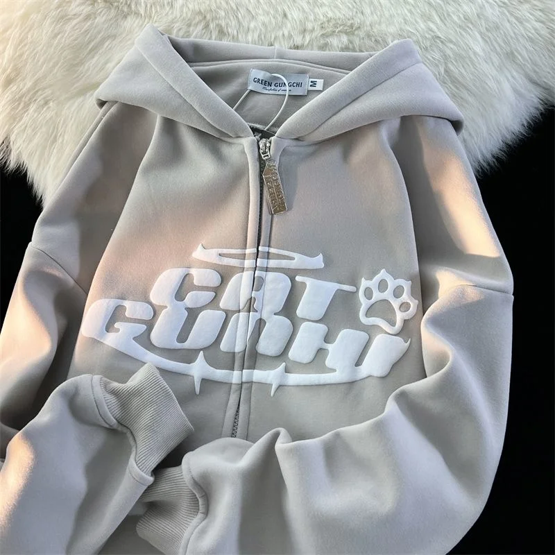 2023 new American style Harajuku style street letter printing hooded female Y2K sweater couple ins casual loose zipper hoodie
2023 new American style Harajuku style street letter printing hooded female Y2K sweater couple ins casual loose zipper hoodie