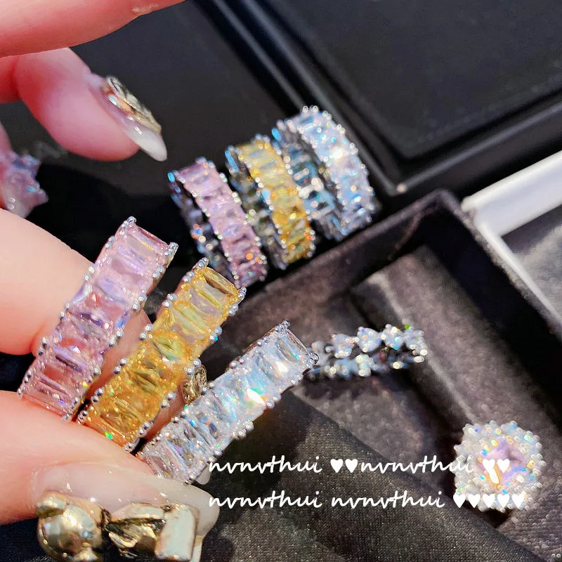 Fashion Design Exquisite Luxury Silver Color Eternity Ring Ladies Geometric Zircon Open Rings Anniversary Gift
Fashion Design Exquisite Luxury Silver Color Eternity Ring Ladies Geometric Zircon Open Rings Anniversary Gift