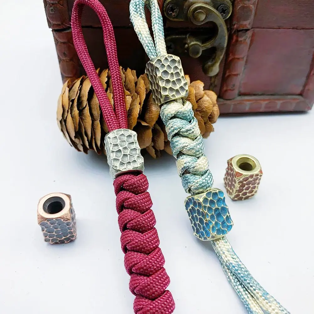 Outdoor Accessories Multi Tools Cylindrical Camping EDC Gadgets Paracord Rope Pendant Bronze Knife Beads Ropes Lanyard
Outdoor Accessories Multi Tools Cylindrical Camping EDC Gadgets Paracord Rope Pendant Bronze Knife Beads Ropes Lanyard